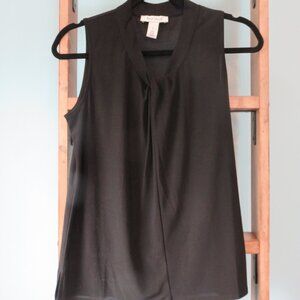 White House Black Market Black Tank Top in Size S